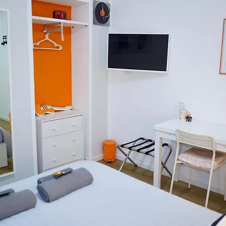 Arts And Music Bed & Breakfast 3*