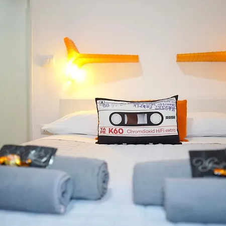 Arts And Music Bed & Breakfast 3*